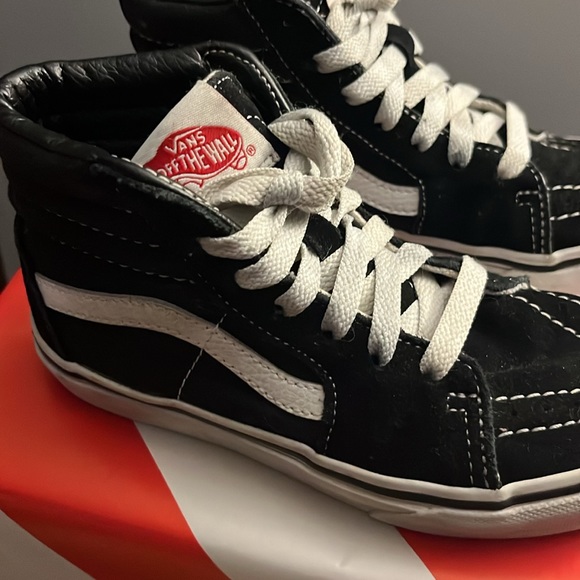 Kids Black & White High Top Vans - Picture 4 of 8